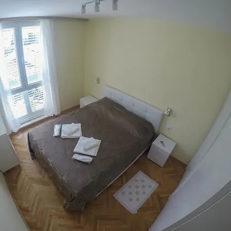 Nautika Apartment *